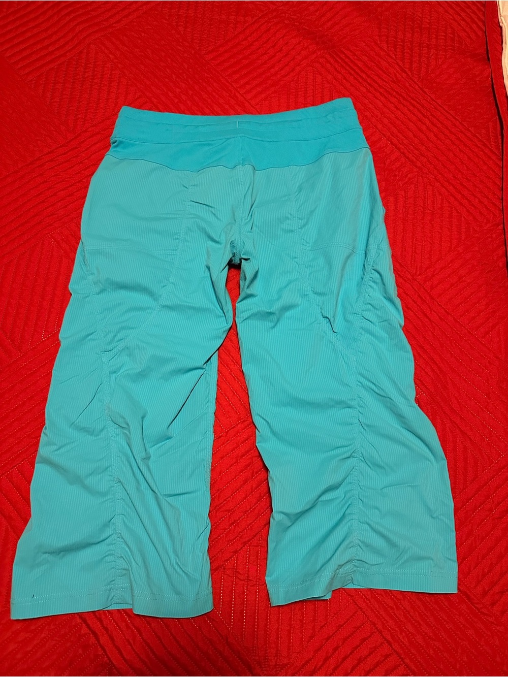Studio Capris - Picture 4 of 4